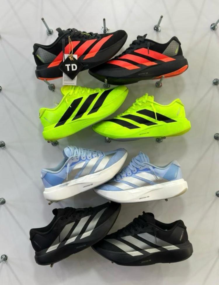 ADIDAS ADIZERO vue 2