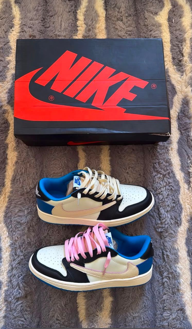 NIKE SB x TRAVIS SCOTT x FRAGMENT